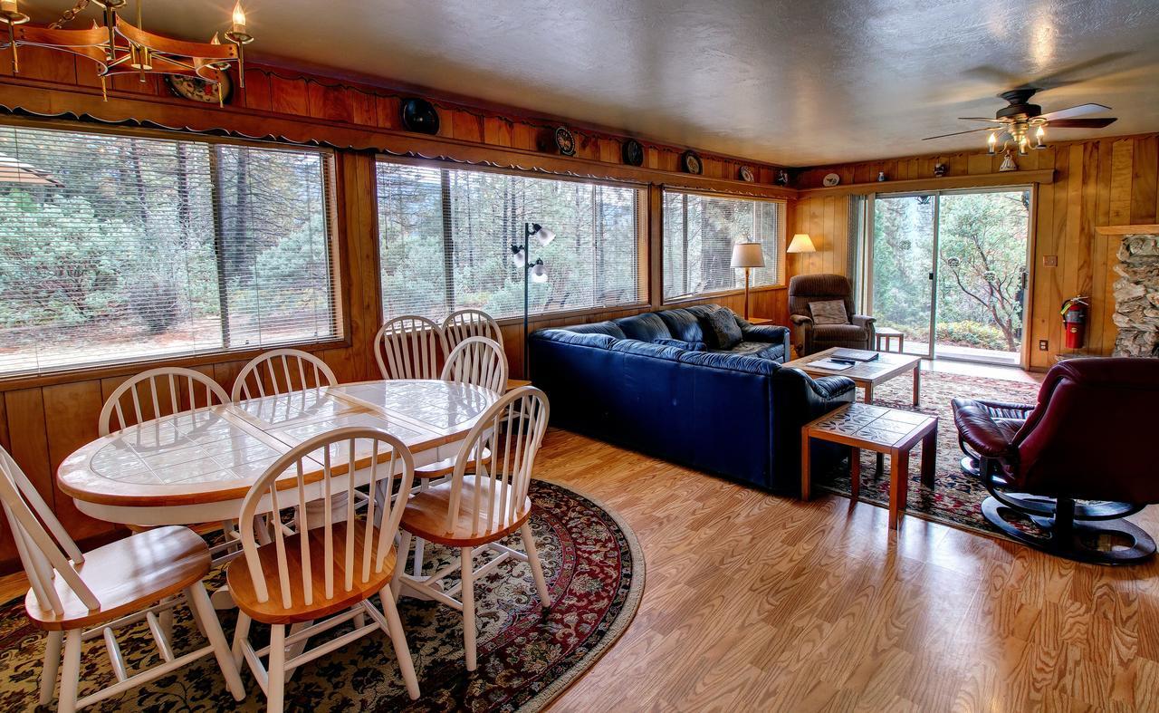 17A Longview Villa Wawona Room photo